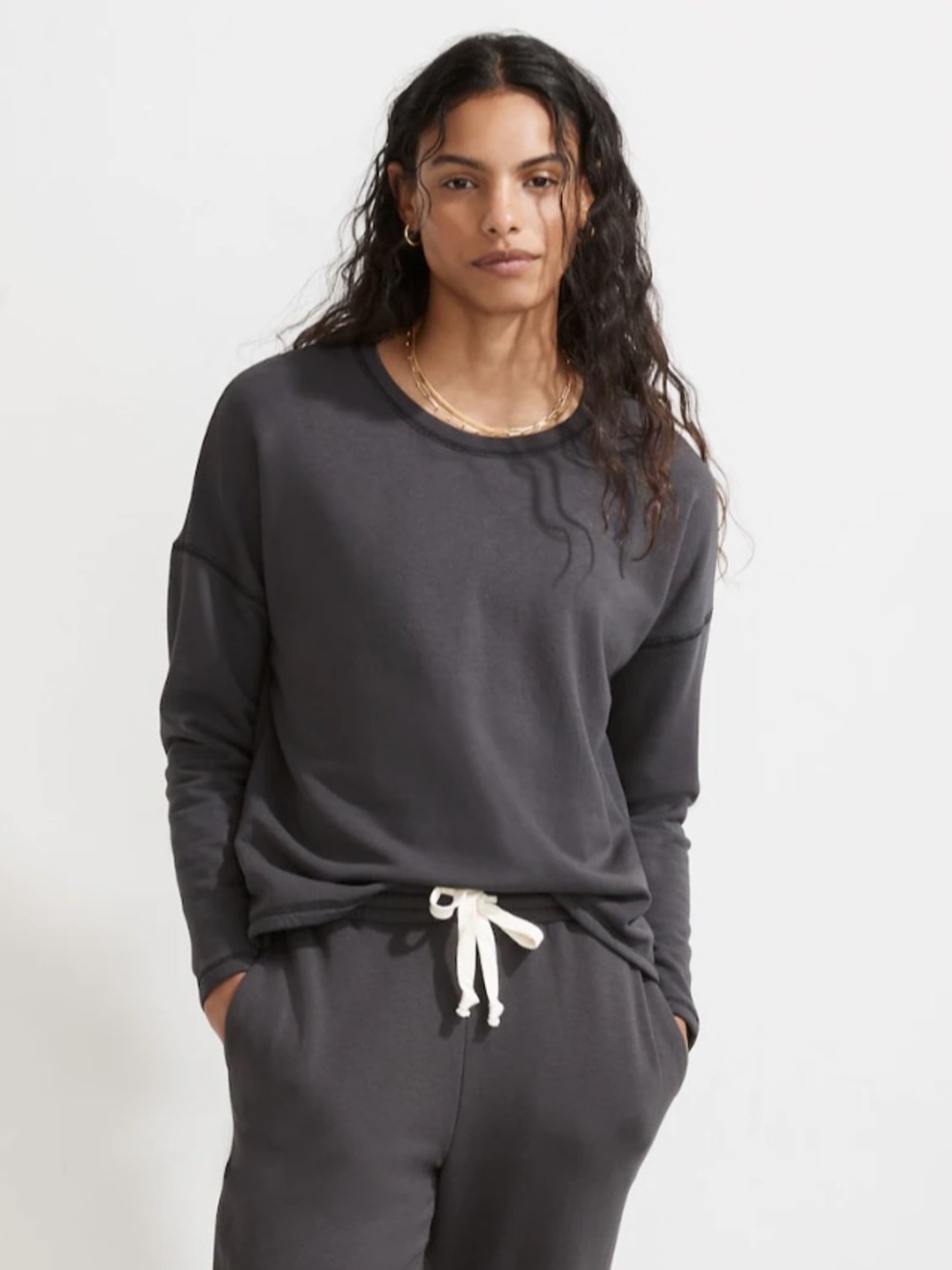 Madewell Superbrushed Easygoing Sweatshirt in Charcoal